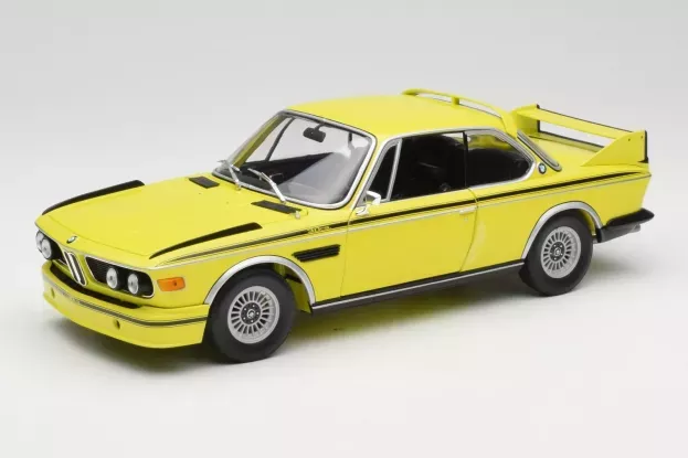 Minichamps Bmw 3.0 Csl E9 Coupe 1975 1:18 180029028