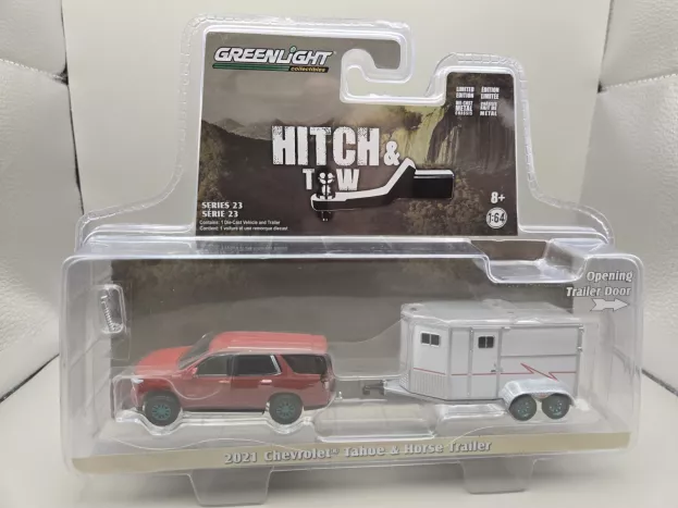 Greenlight Chevrolet Tahoe With Horse Trailer 2021 1:64 32230C
