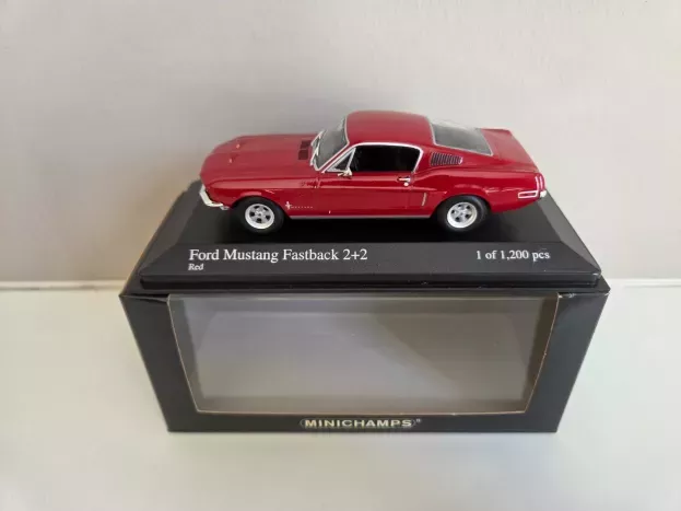 Minichamps Ford Mustang Fastback 2+2 Coupe 1968 1:43 400082024