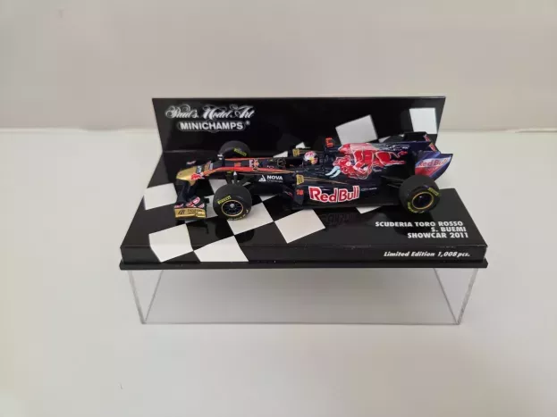 Minichamps Toro Rosso F1 Str6 N 18 Showcar 2011 Sebastien Buemi 1:43 410110088
