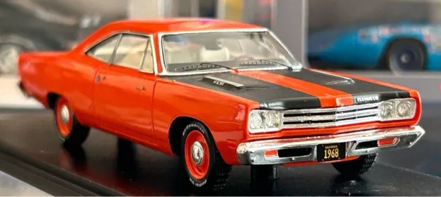 Spark Plymouth Road Runner 1968 1:43 S3614