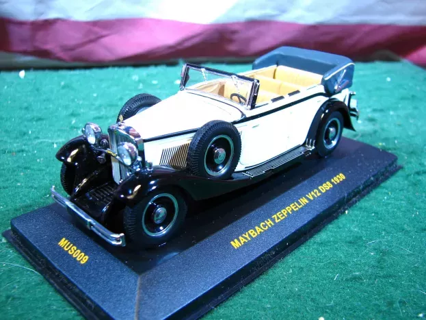 IXO Models Maybach Zeppelin V12 Ds8 1930 1:43 MUS009