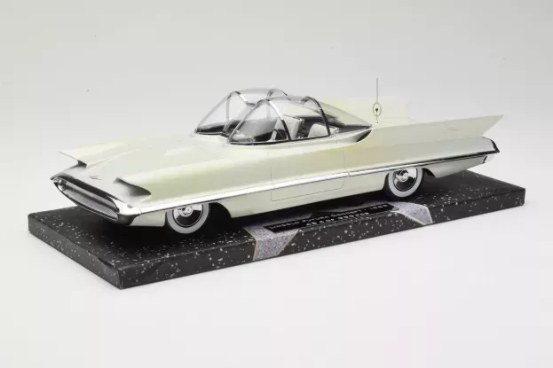 Minichamps Lincoln Futura Concept 1955 1:18 107082030