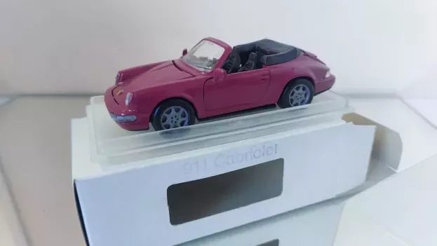 NZG Porsche Carrera 2 4 Cabrio 1989 1:43 350