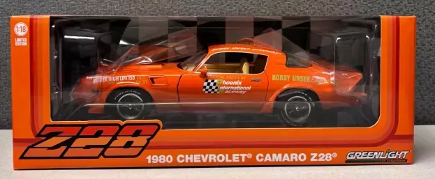 Greenlight Chevrolet Camaro Z 28 Official Pace Car Phoenix International Raceway 1980 1:18 13647