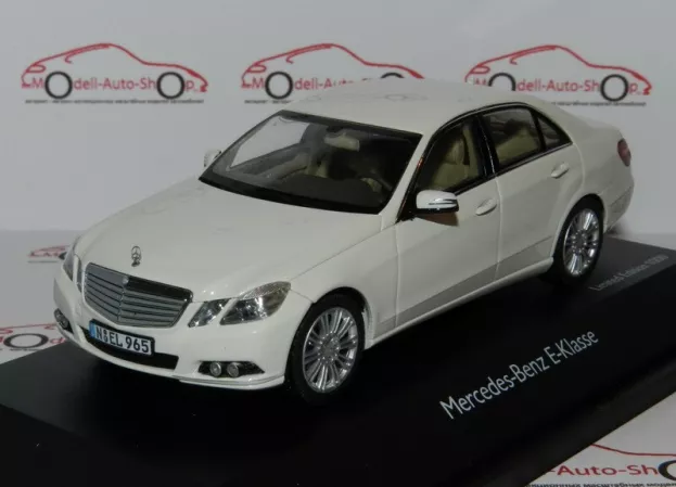 Schuco Mercedes E-class 2009 Elegance 1:43 7326