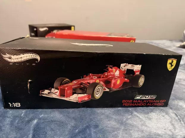 Hot Wheels Ferrari F1 F2012 N 5 2012 Fernando Alonso 1:18 X5484