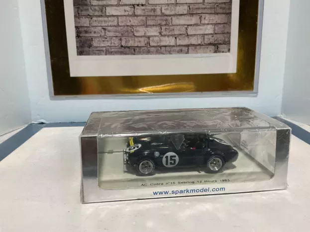 Spark Ac Cobra Shelby Cobra Spider N 15 12h Sebring 1963 D.gurney P.hill 1:43 S1179