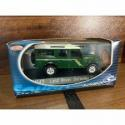 1/43 Solido Land Rover Defender County 1543