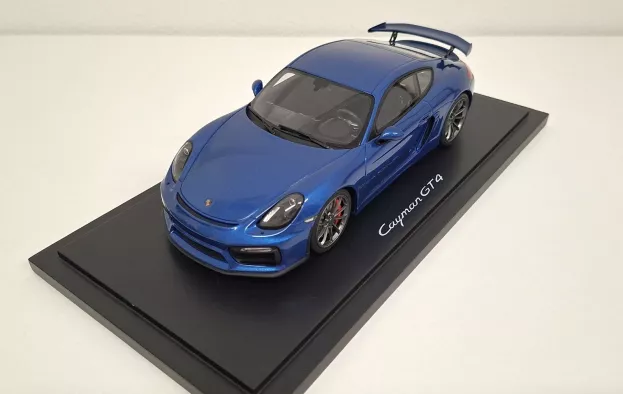 GT Spirit Porsche Cayman Gt4 Coupe 2015 Con Vetrina With Showcase 1:18 WAX02100009