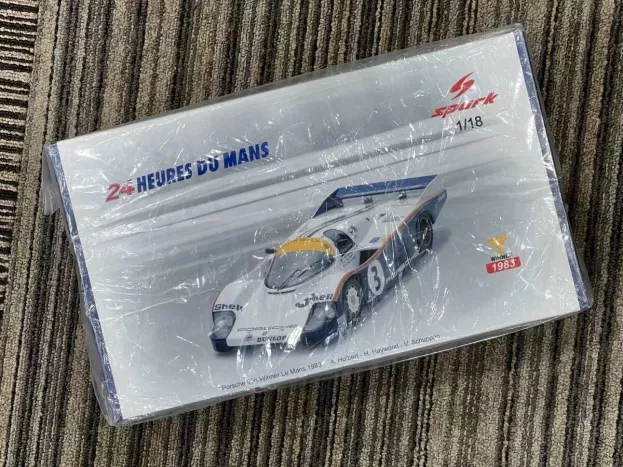 Spark Porsche 956l 2.6l Turbo Team Rothmans Porsche N 3 Winner 24h Le Mans 1983 Al Holbert Hurley Haywood Vern Schuppan 1:18 18LM83