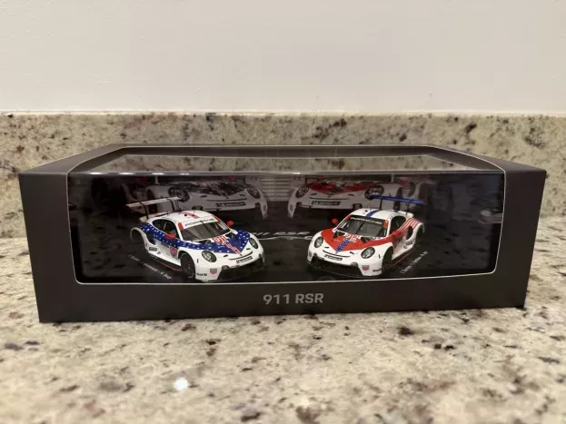 Spark Porsche Set 2x 911 991-2 Rsr Porsche Gt Team N 911 Winner Gtlm Class 12h Sebring Imsa 2020 N.tandy F.makowiecki E.bamber + 911 991-2 Rsr Porsche Gt Team N 912 2nd Gtlm Class 12h Sebring Imsa 2020 E.bamber L.vanthoor N.jani 1:43 WAP0200120P0FW