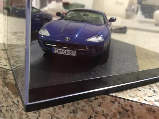 Vitesse Jaguar Xk8 Coupe 1:43 V101C