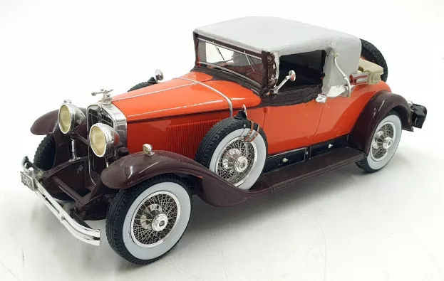 BoS Models Cadillac 341b Cabriolet Closed 1929 1:18 BOS283