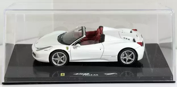 Hot Wheels Ferrari 458 Italia Spider 2011 1:43 W1183