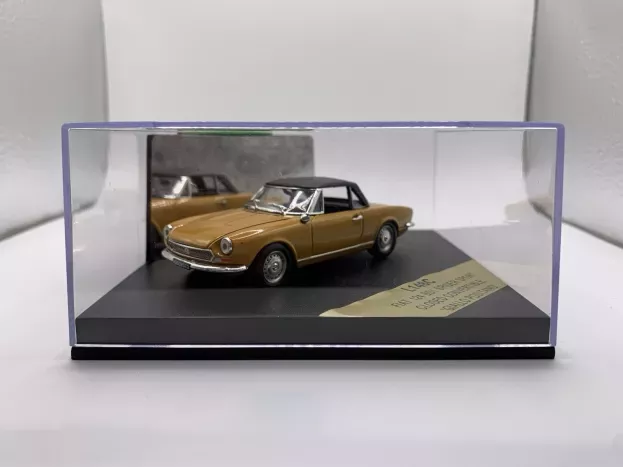 Vitesse Fiat 124 Spider Sport Closed 1:43 L148C
