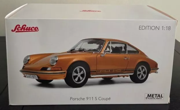 Schuco Porsche 911s Coupe 1973 1:18 450036100