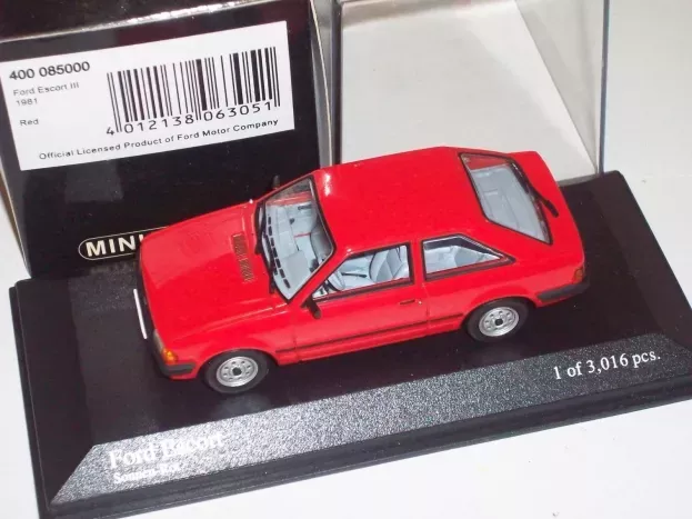 Minichamps Ford Escort 1981 1:43 400085000