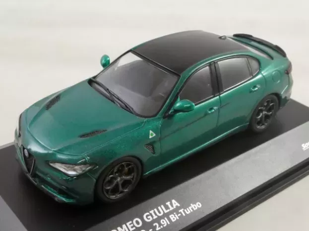 Solido Alfa Romeo Giulia Quadrifoglio 2016 1:43 4313101