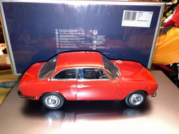 Norev Alfa Romeo 2000 Gtv 1973 1:18 187912