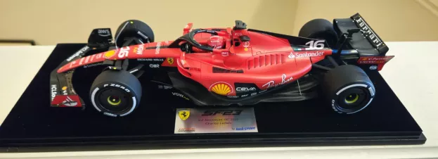 Looksmart Ferrari F1 Sf-23 Team Scuderia Ferrari N 16 3rd Azerbaijan Gp 2023 Charles Leclerc Con Vetrina With Showcase 1:18 LS18F1051