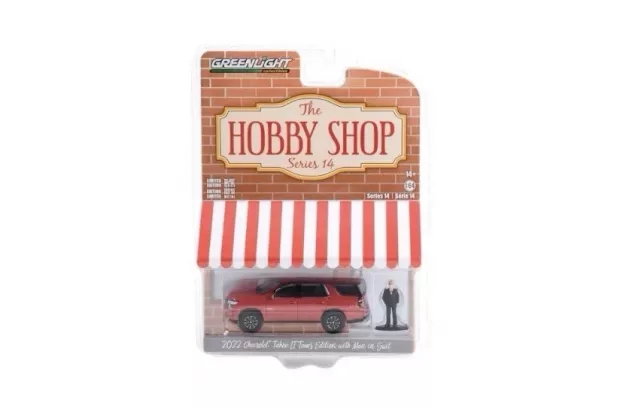 Greenlight Chevrolet Tahoe Texas Edition With Man In Suit 2022 1:64 97140F