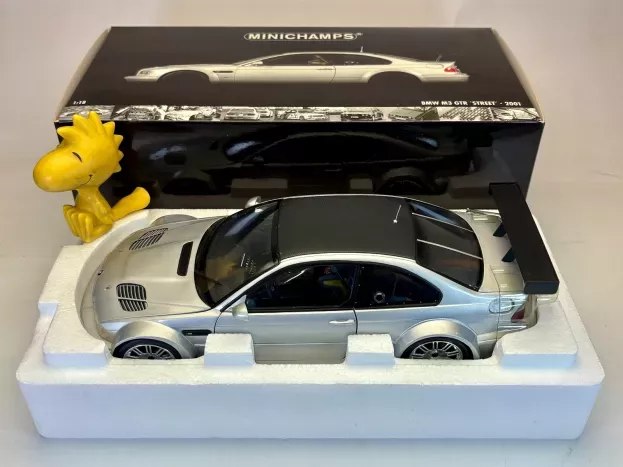 Minichamps Bmw 3-series M3 Gtr E46 Street 2001 1:18 100012102