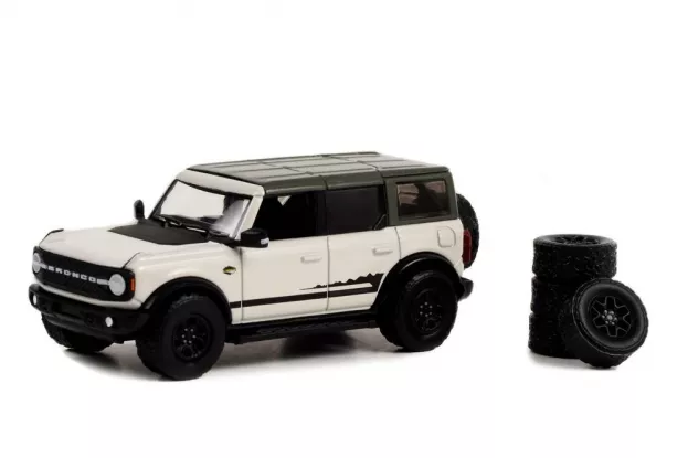Greenlight Ford Bronco Wildtrack With Spare Tires 2021 1:64 97140E