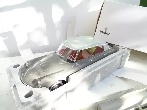 Norev Citroen Ds19 1959 1:12 121562