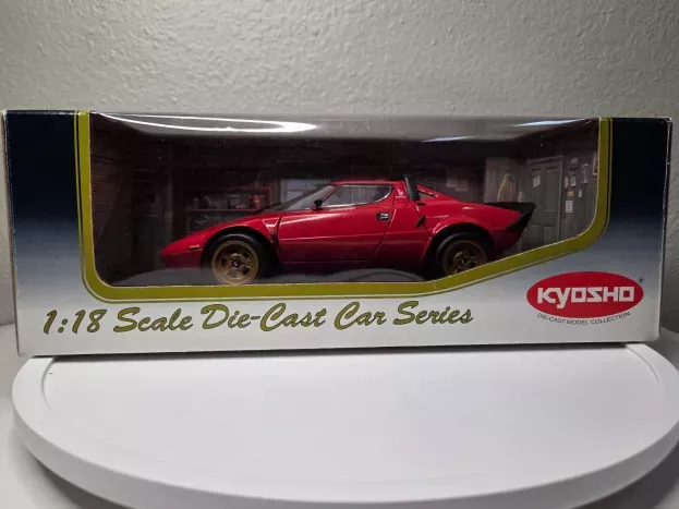 Kyosho Lancia Stratos Hf Bertone 1973 1:18 08131R