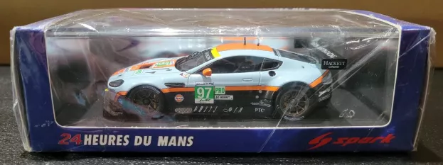 Spark Aston Martin Vantage Aston Martin Racing Gulf N 97 19th 24h Le Mans 2012 S.mucke A.fernandez D.turner 1:43 S3732
