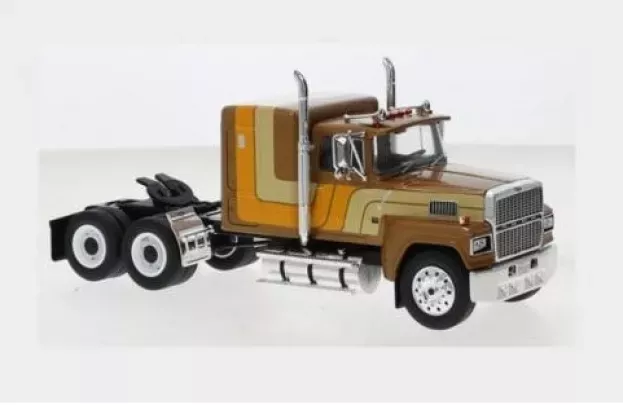 IXO Models Ford Ltl-9000 Tractor Truck 3-assi 1978 1:43 TR148.22