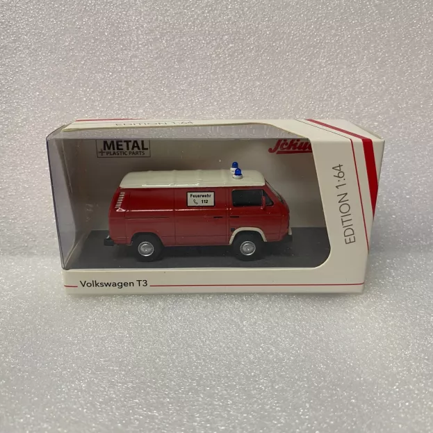 Schuco Volkswagen T3a Van Feuerwehr 1978 1:64 452027900