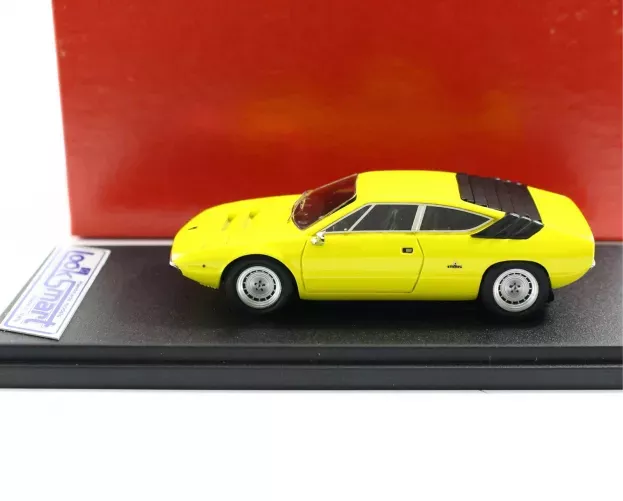 Looksmart Lamborghini Urraco P250 1973 1:43 LS11C