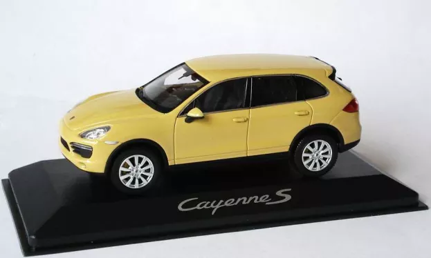 Minichamps Porsche Cayenne S 2010 1:43 WAP0200060B