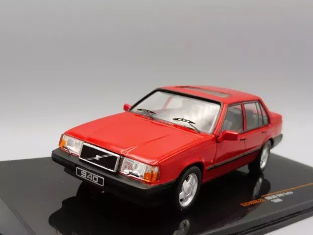 IXO Models Volvo 940 Turbo 1990 1:43 CLC498N.22