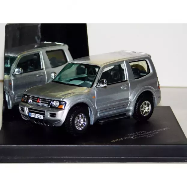 Vitesse Mitsubishi Pajero Short Did Gls 2000 1:43 VMC078