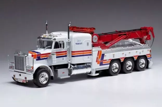 IXO Models Peterbilt 359 Truck 4-assi 1976 Carro Attrezzi Wrecker Road Service 1:43 TTR030.22