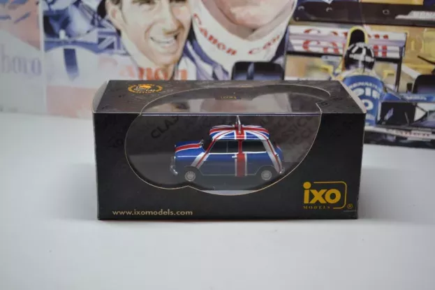 IXO Models Austin Mini British Pavilion 1967 1:43 CLC120