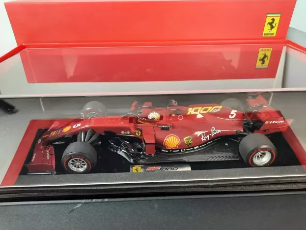 Looksmart Ferrari F1 Sf1000 Team Scuderia Ferrari N 5 10th Toscana Gp Mugello 1000th Gp Ferrari F1 2020 S.vettel Con Vetrina With Showcase 1:18 LS18F1032