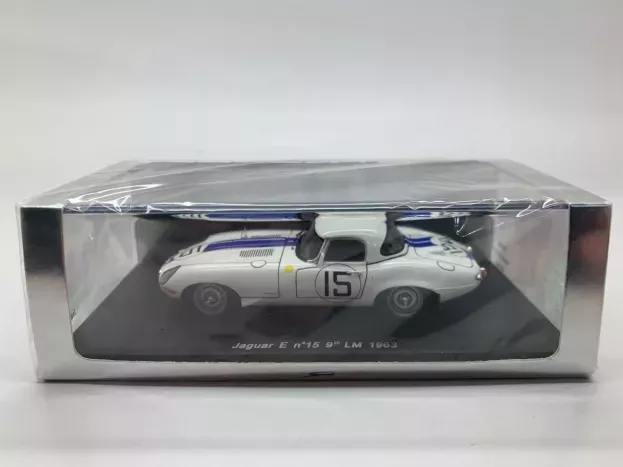 Spark Jaguar E-type Lightweight 3.8l Team Briggs Cunningham N 15 24h Le Mans 1963 S.cunningham B.grossmann 1:43 S2104