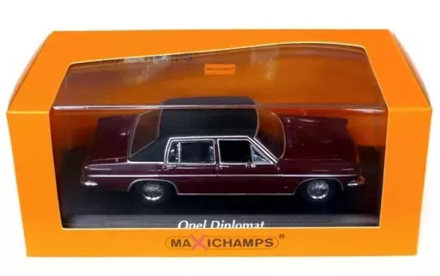 Minichamps Opel Diplomat B 1969 1:43 940046071