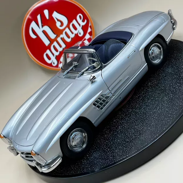 Minichamps Mercedes 300sl Roadster Spider w198 1957 1:18 180039030