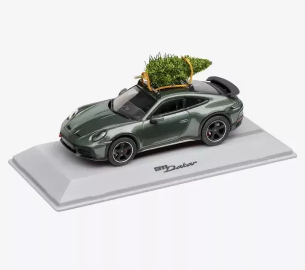 Spark Porsche 911 992 Coupe Dakar Christmas Edition 2023 1:43 WAP0200010RXMS