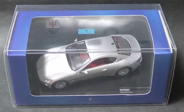 IXO Models Maserati Granturismo 2007 1:43 MOC097