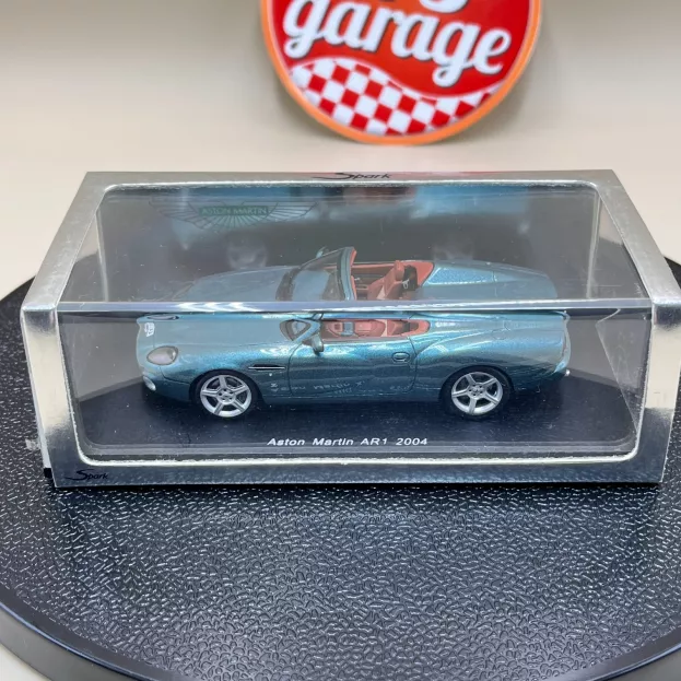 Spark Aston Martin Ar1 Spider 2004 1:43 S0377