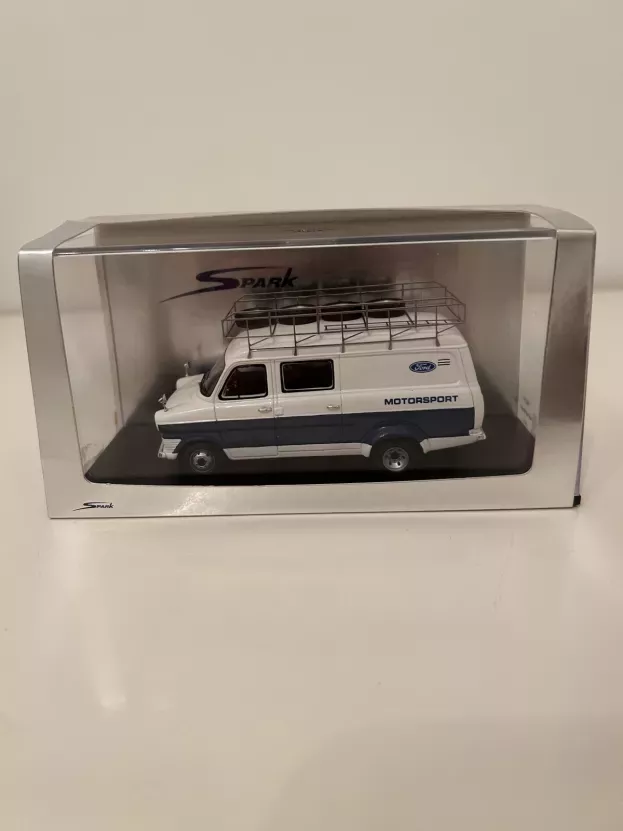 Spark Ford Transit Van Motorsport 1979 1:43 S0292