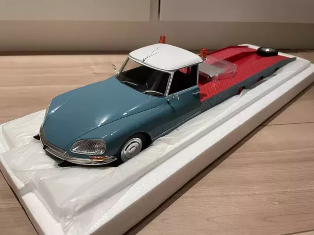 CMR Citroen Ds Tissier Car Transporter Truck 1970 1:18 CMR138