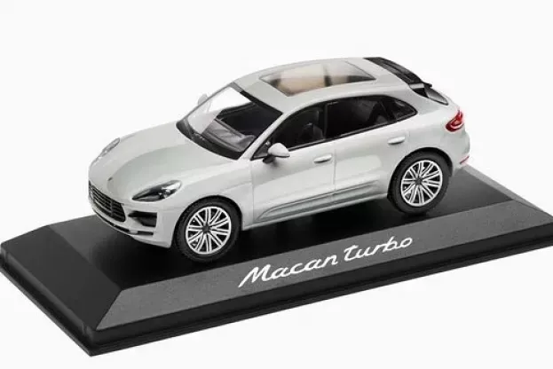 Minichamps Porsche Macan Turbo 2019 1:43 WAP0206020J