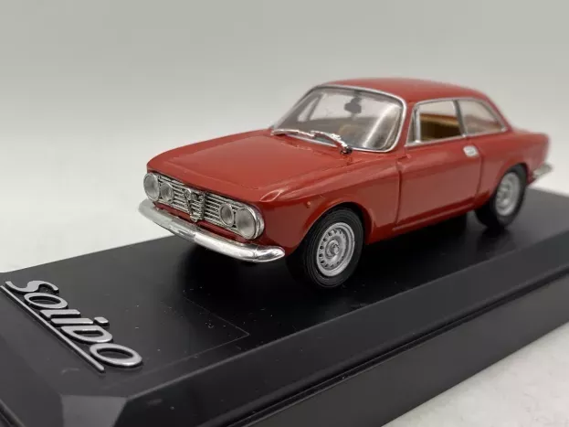 Solido Alfa Romeo 2000 Gtv 1971 1:43 1862